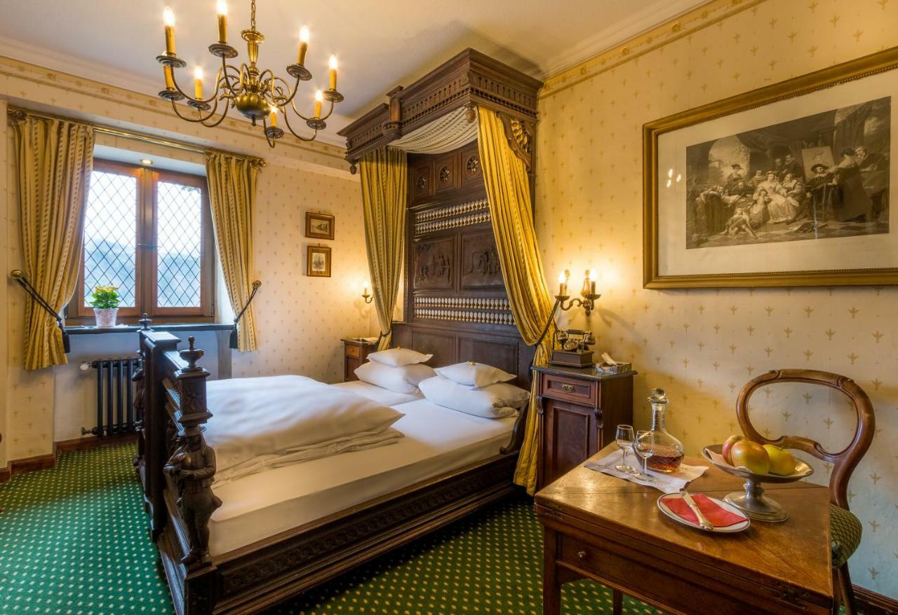 Burghotel Auf Schoenburg Обервезель Екстер'єр фото