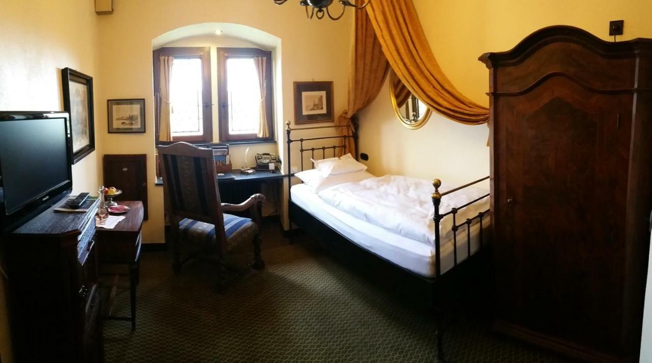 Burghotel Auf Schoenburg Обервезель Екстер'єр фото