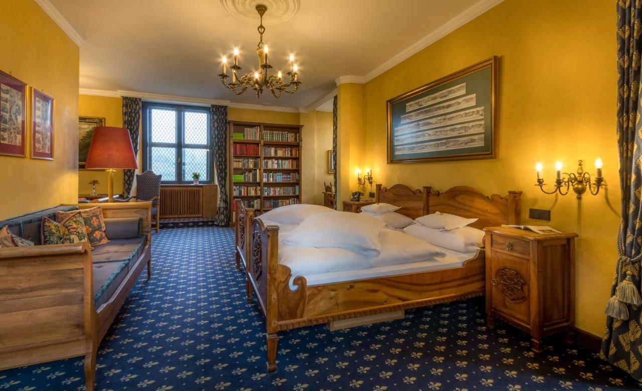 Burghotel Auf Schoenburg Обервезель Екстер'єр фото
